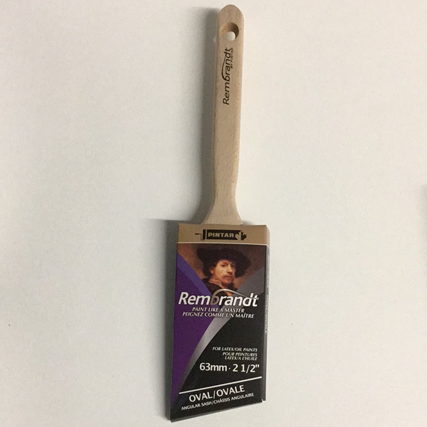 Rembrandt Oval Angle Brush 63mm